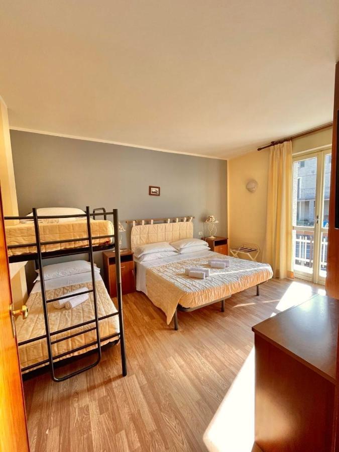 Hotel Ristorante La Sorgente Plesio Eksteriør bilde