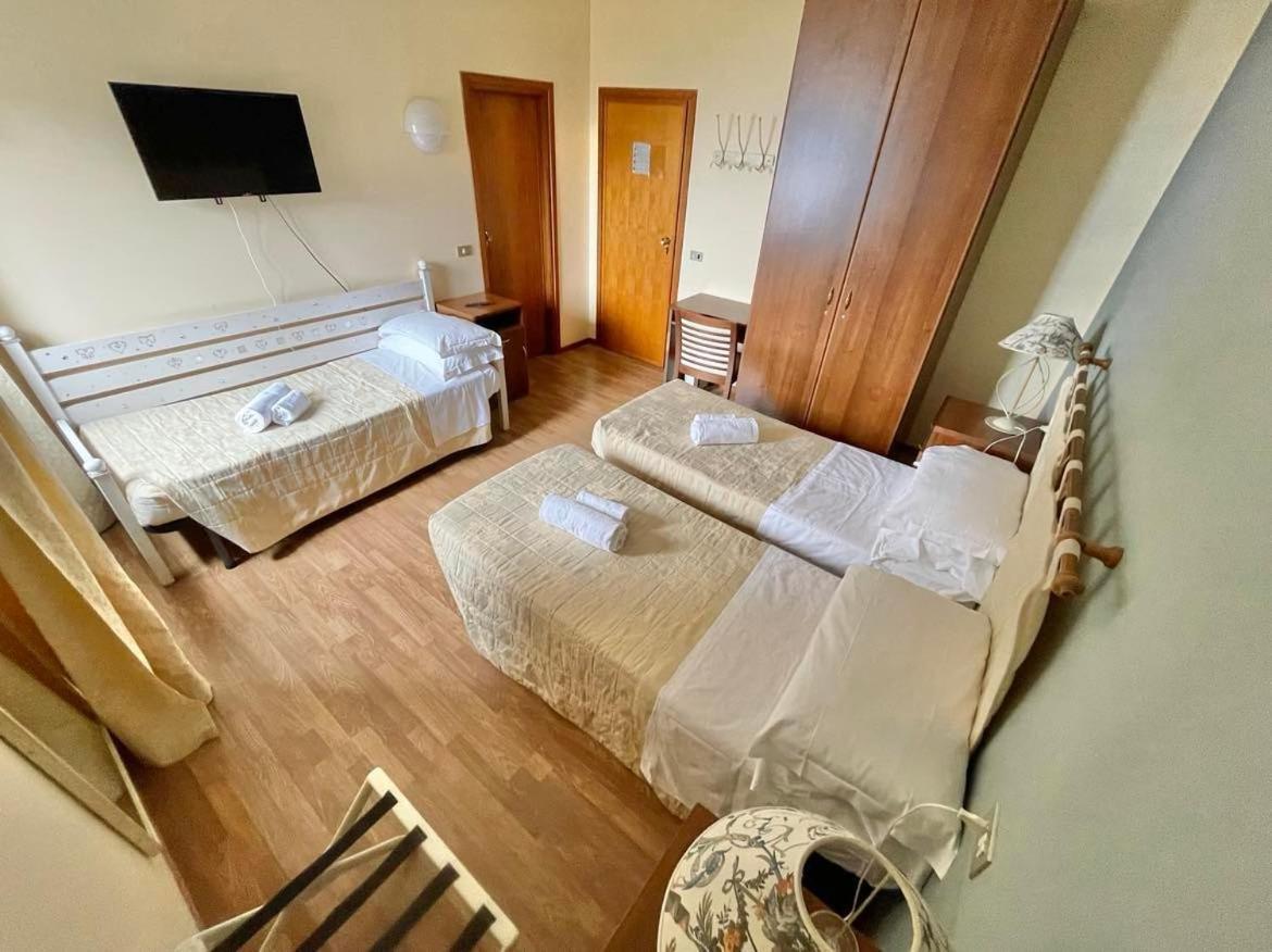 Hotel Ristorante La Sorgente Plesio Eksteriør bilde