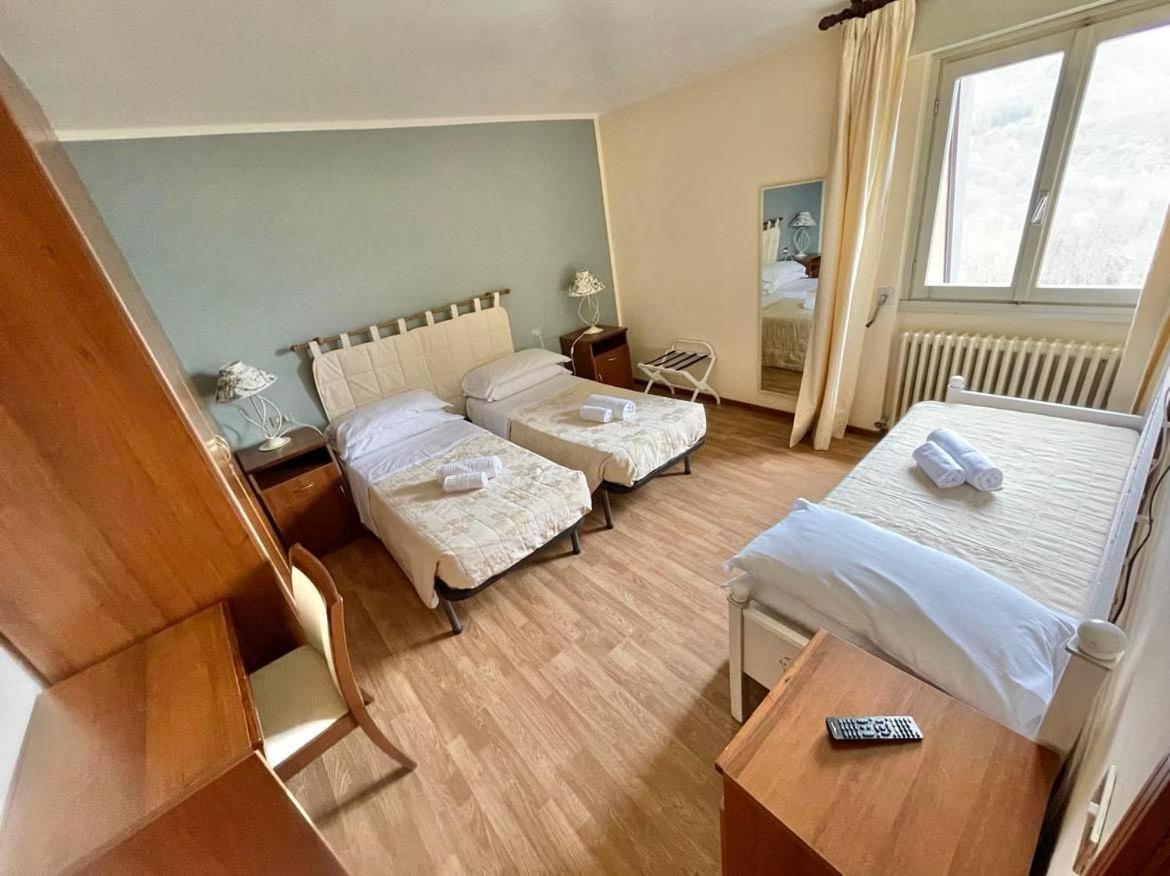 Hotel Ristorante La Sorgente Plesio Eksteriør bilde