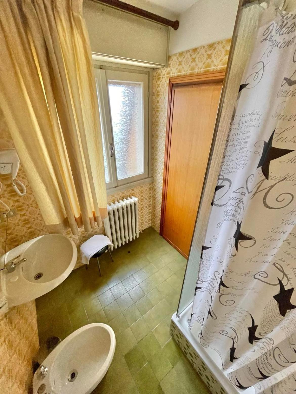 Hotel Ristorante La Sorgente Plesio Eksteriør bilde